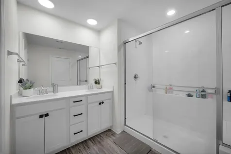 309 Lakeshore Drive Oswego IL 60543