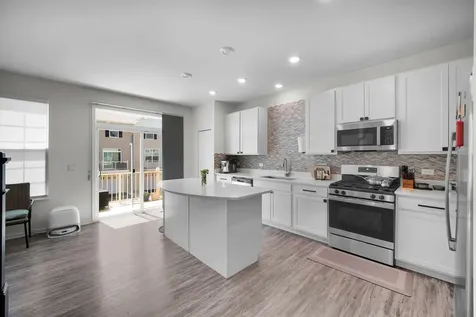 309 Lakeshore Drive Oswego IL 60543