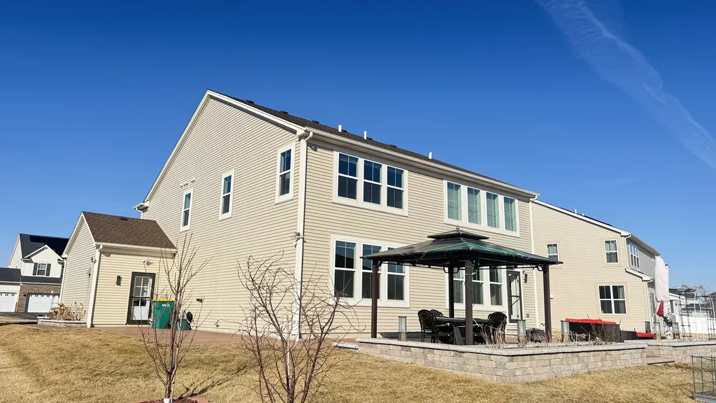 16143 South Lakeview Road Plainfield IL 60586