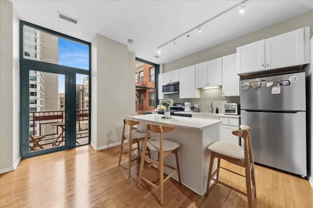 208 West Washington Street Chicago IL 60606