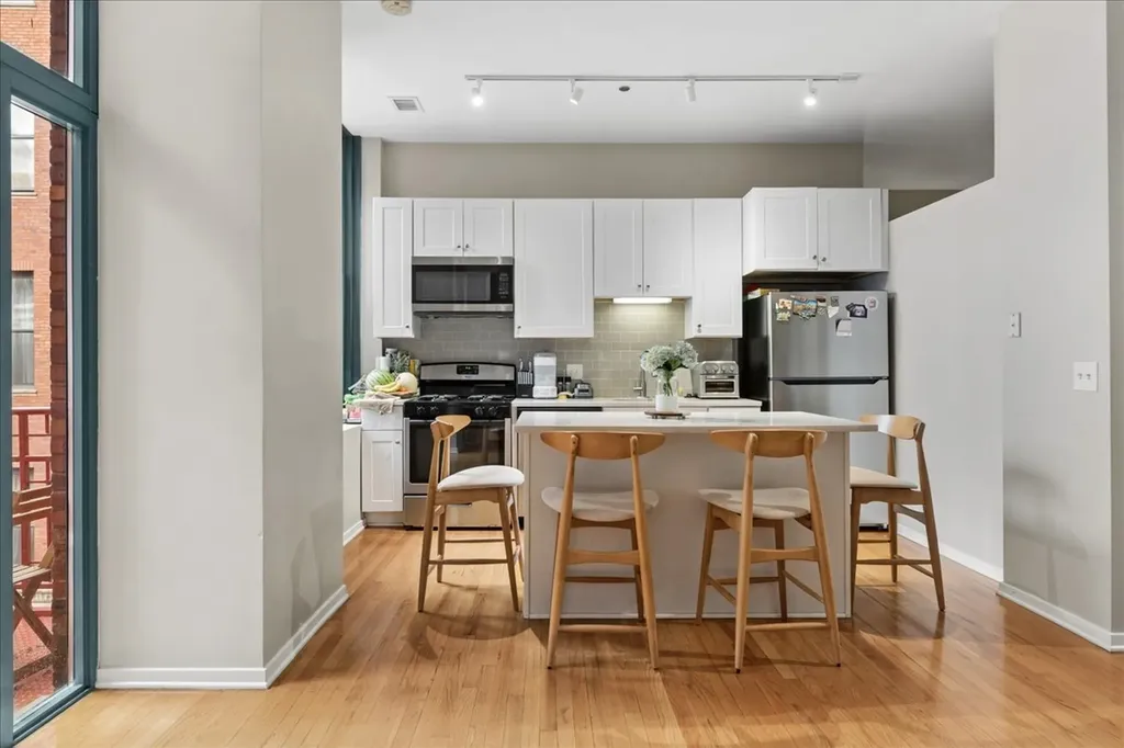 208 West Washington Street Chicago IL 60606
