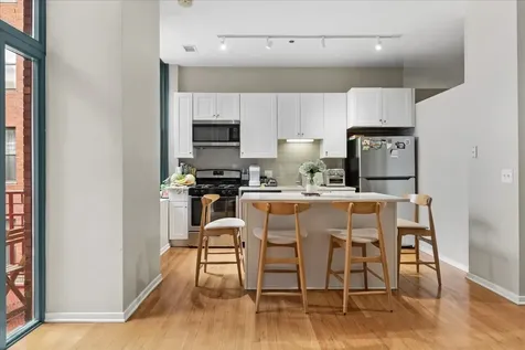 208 West Washington Street Chicago IL 60606