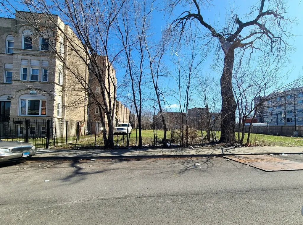 1133 South Richmond Street Chicago IL 60612
