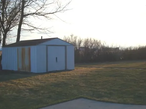 1269 East 500 North Road Cissna Park IL 60924