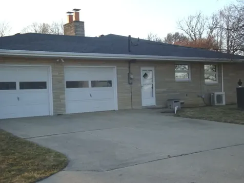 1269 East 500 North Road Cissna Park IL 60924