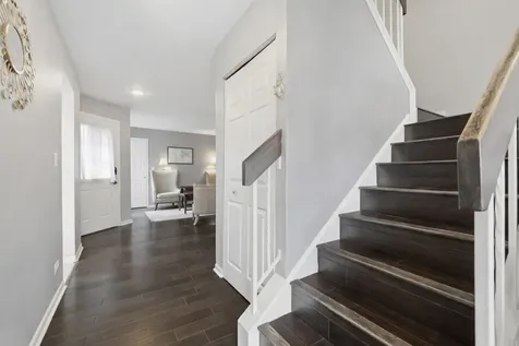 1497 Whitman Court Schaumburg IL 60173