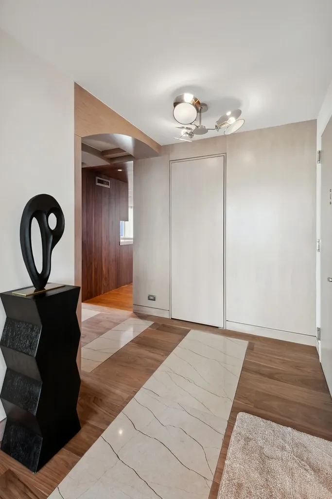 111 East Chestnut Street Chicago IL 60611