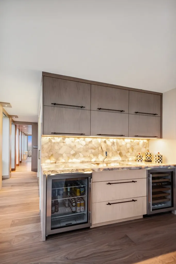 111 East Chestnut Street Chicago IL 60611
