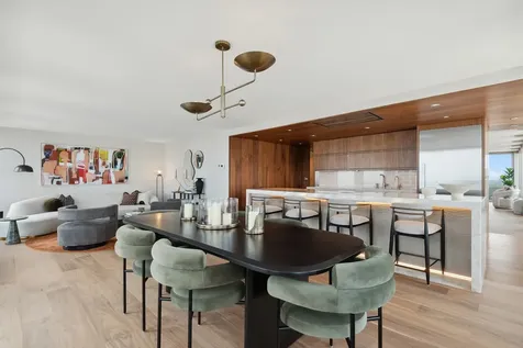 111 East Chestnut Street Chicago IL 60611