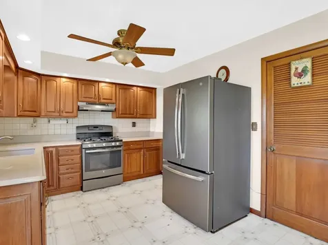 3303 Vermont Road Woodstock IL 60098
