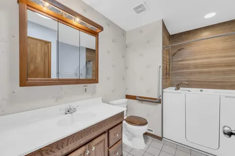 3303 Vermont Road Woodstock IL 60098
