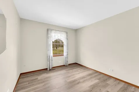 3303 Vermont Road Woodstock IL 60098