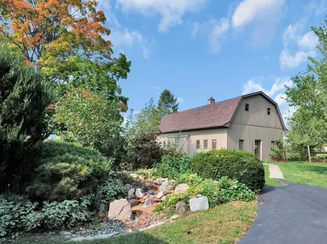 3303 Vermont Road Woodstock IL 60098