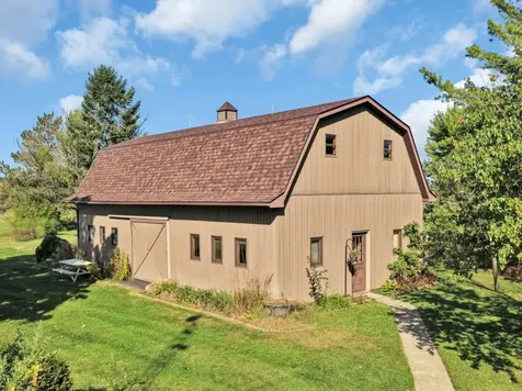 3303 Vermont Road Woodstock IL 60098