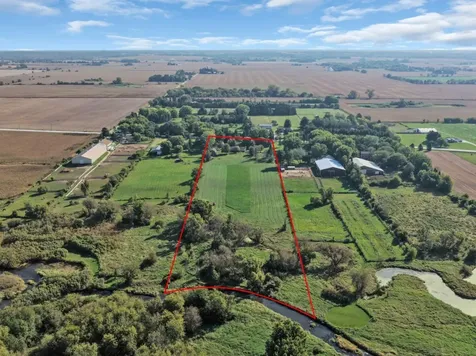 3303 Vermont Road Woodstock IL 60098