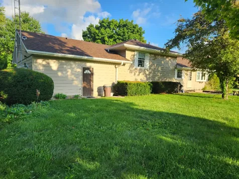 3303 Vermont Road Woodstock IL 60098