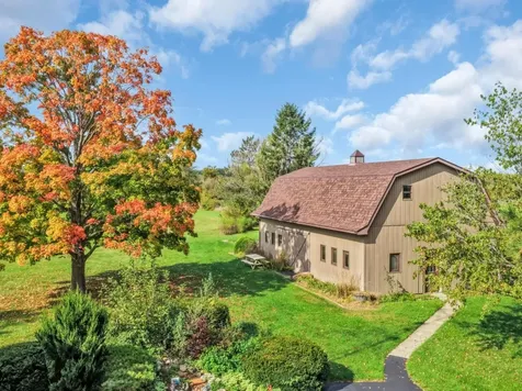 3303 Vermont Road Woodstock IL 60098
