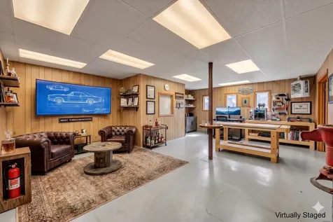 3303 Vermont Road Woodstock IL 60098