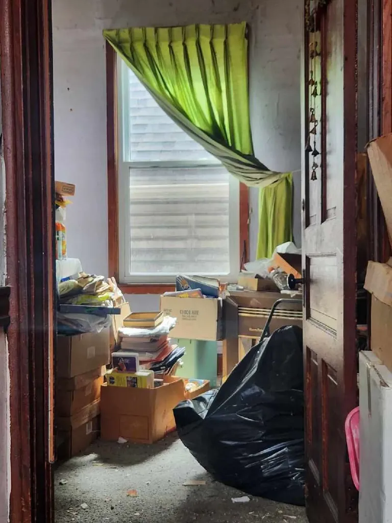 3009 North Whipple Street Chicago IL 60618