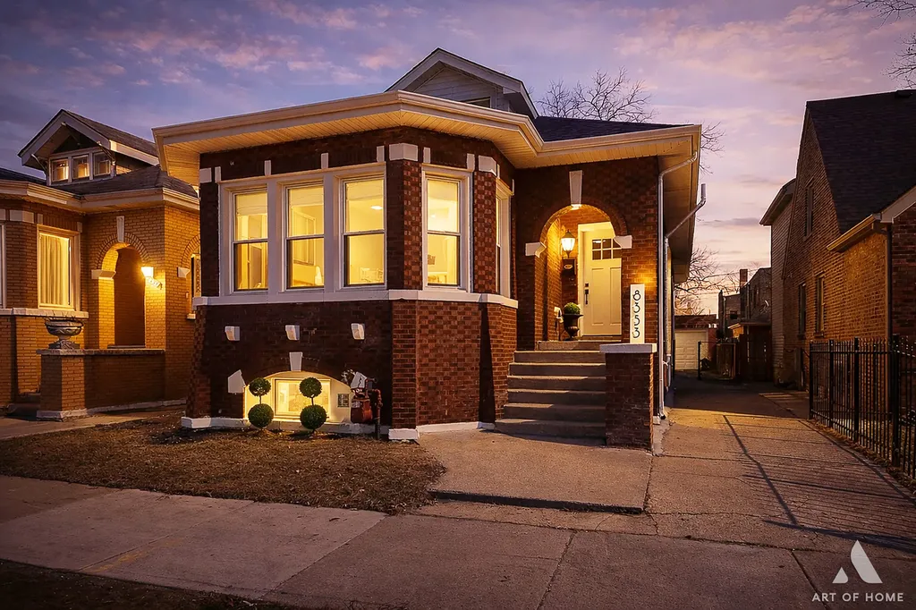 8353 South Hermitage Avenue Chicago IL 60620