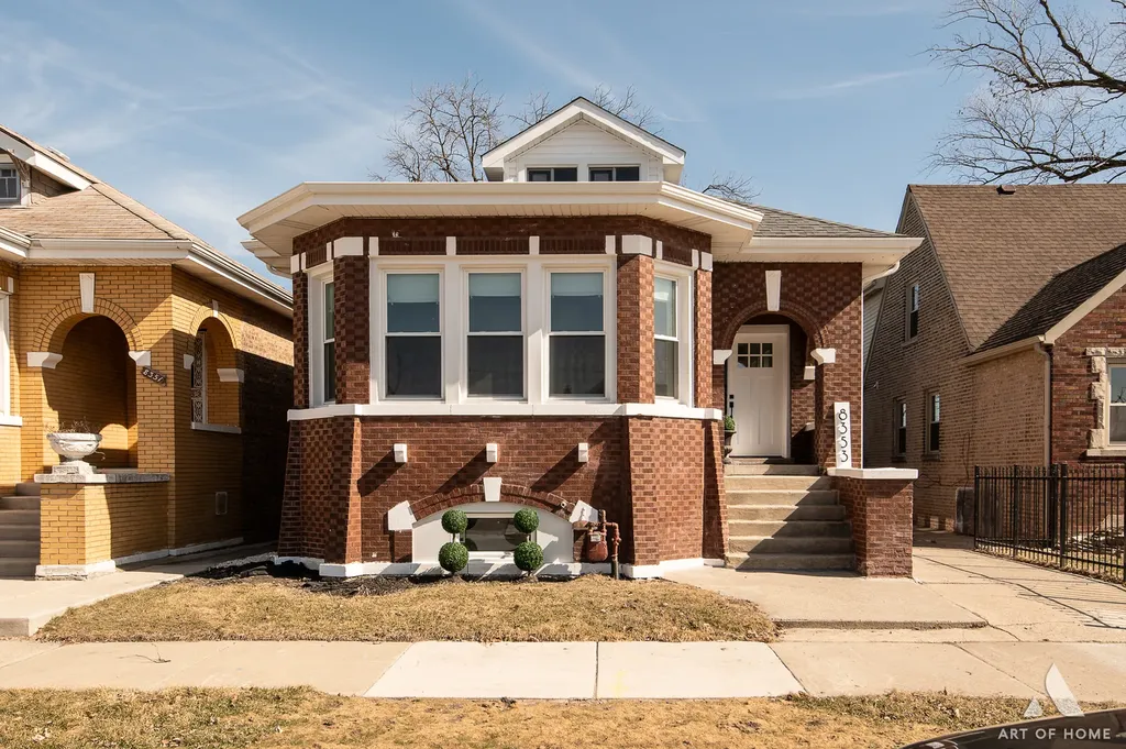 8353 South Hermitage Avenue Chicago IL 60620