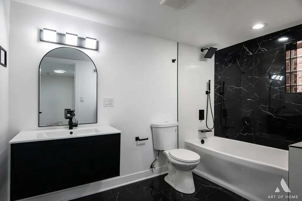8353 South Hermitage Avenue Chicago IL 60620