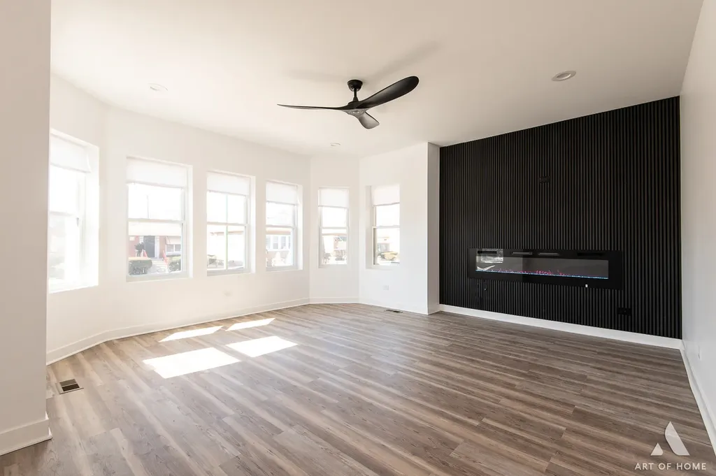 8353 South Hermitage Avenue Chicago IL 60620