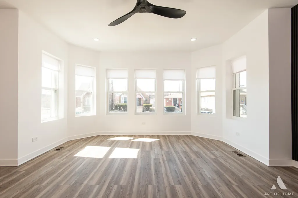 8353 South Hermitage Avenue Chicago IL 60620
