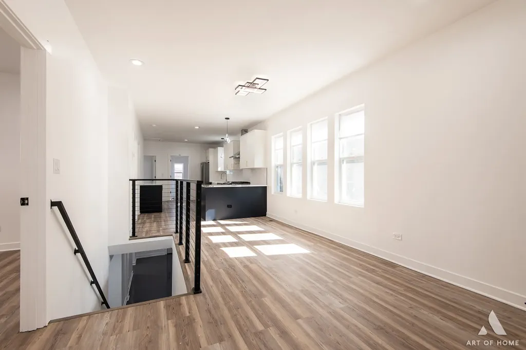 8353 South Hermitage Avenue Chicago IL 60620