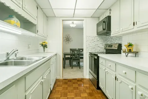 200 Deborah Lane Wheeling IL 60090