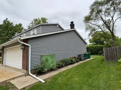 22 University Drive Buffalo Grove IL 60089