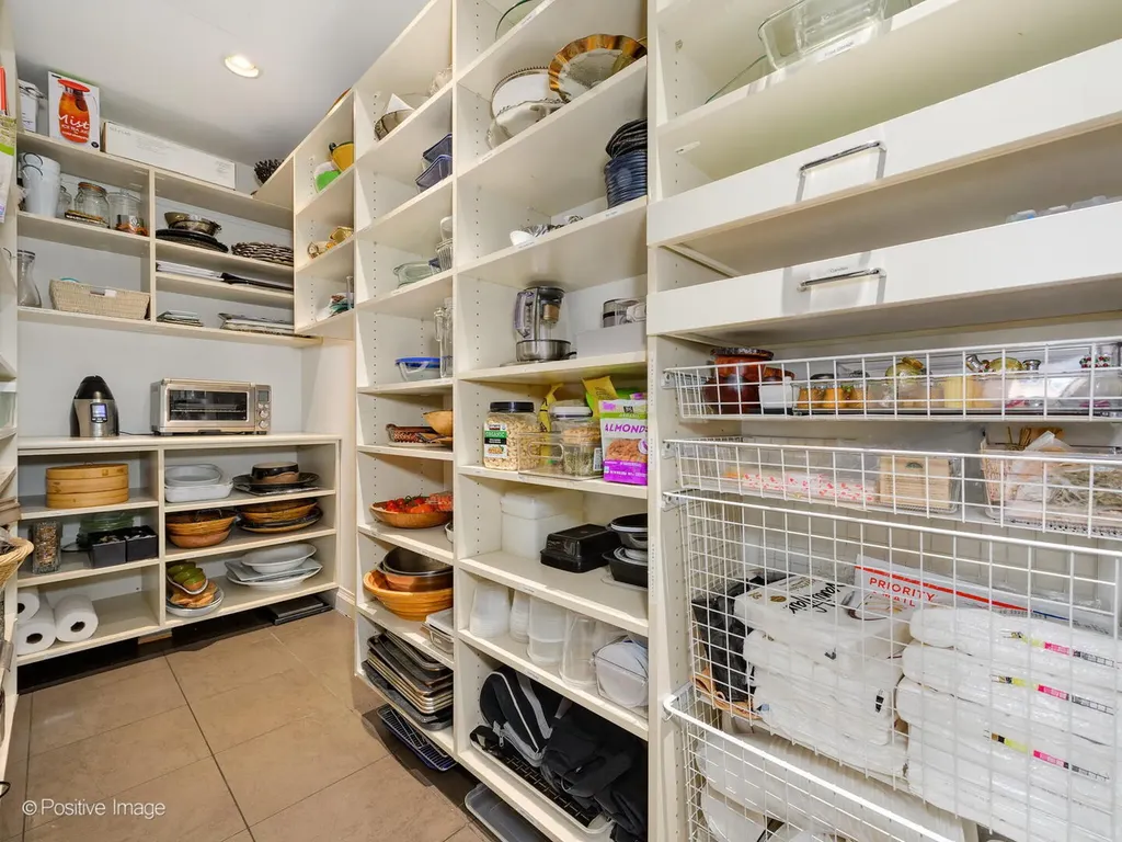 55 West Delaware Place Chicago IL 60610