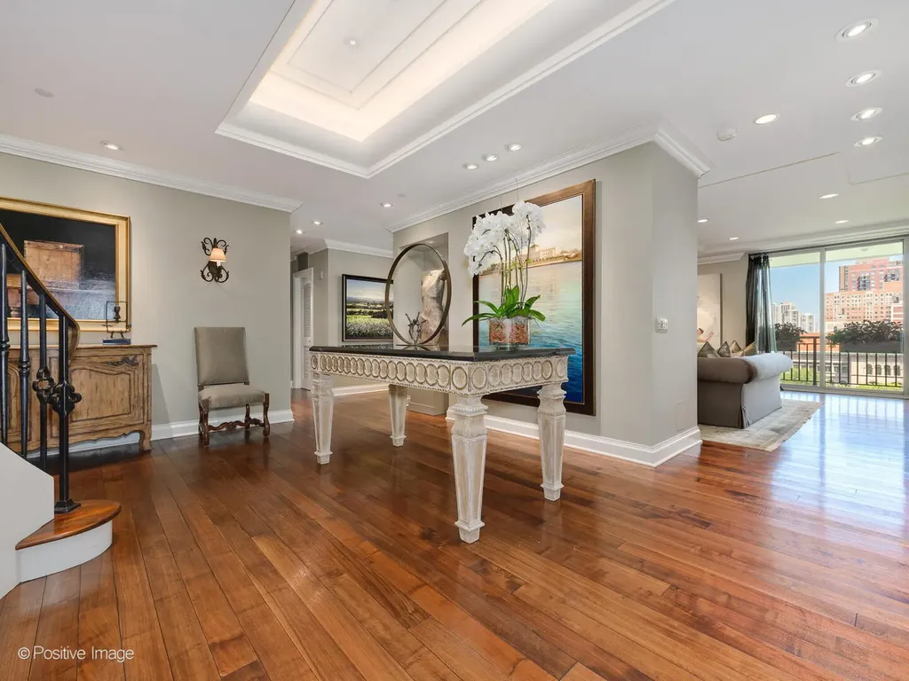55 West Delaware Place Chicago IL 60610