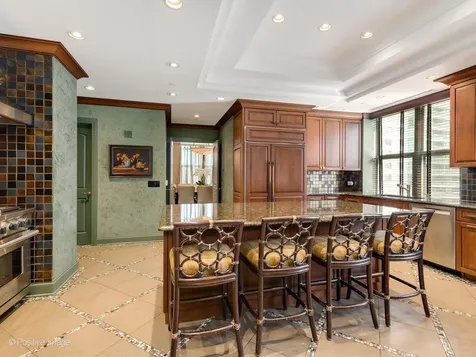 55 West Delaware Place Chicago IL 60610