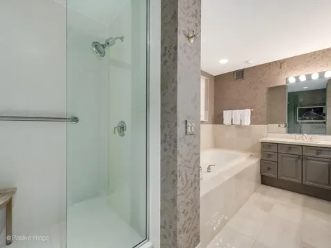 55 West Delaware Place Chicago IL 60610