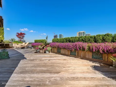 55 West Delaware Place Chicago IL 60610