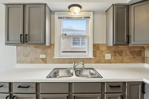 270 Madison Avenue Calumet City IL 60409