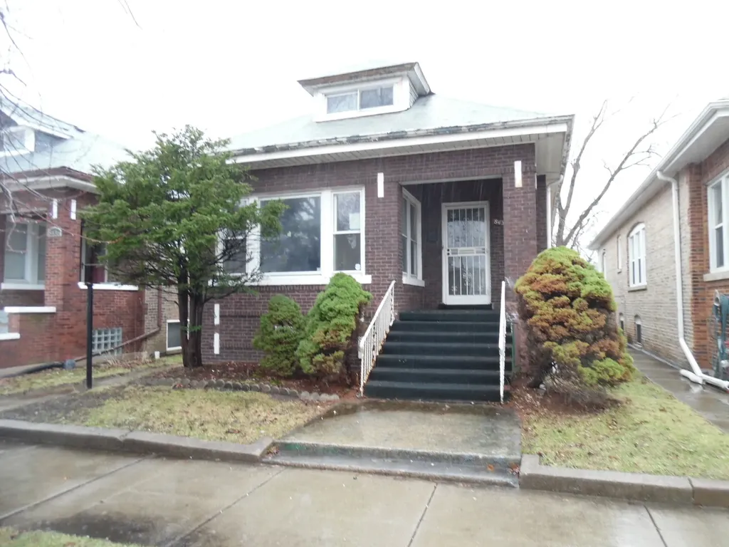 8432 South Ada Street Chicago IL 60620