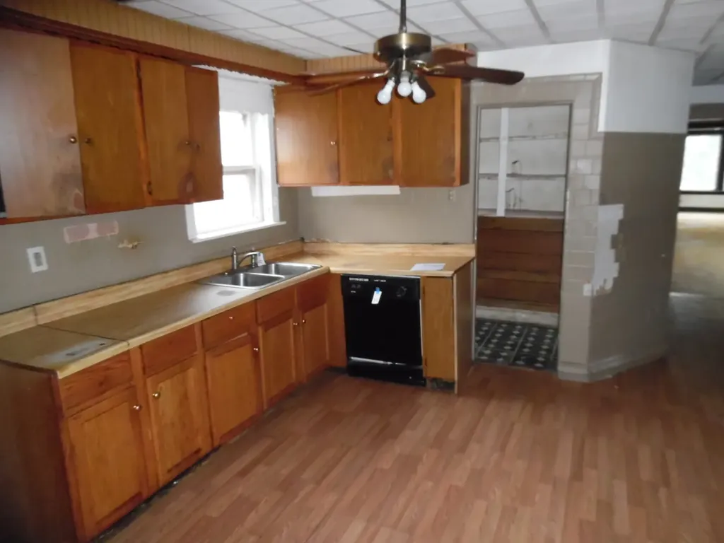 8432 South Ada Street Chicago IL 60620