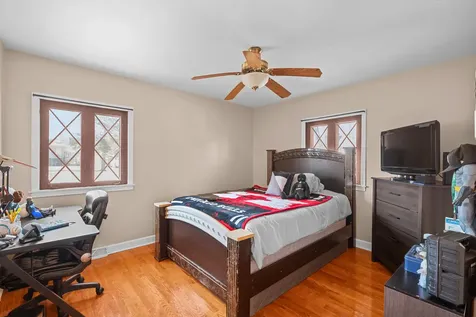 10715 Diversey Avenue Melrose Park IL 60164