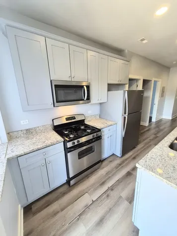 6210 South Eberhart Avenue Chicago IL 60637