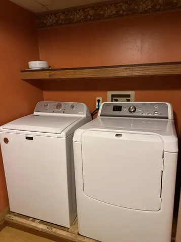 2215 Wheatland Terrace Freeport IL 61032