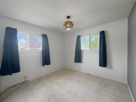 1305 South Prairie Avenue Freeport IL 61032
