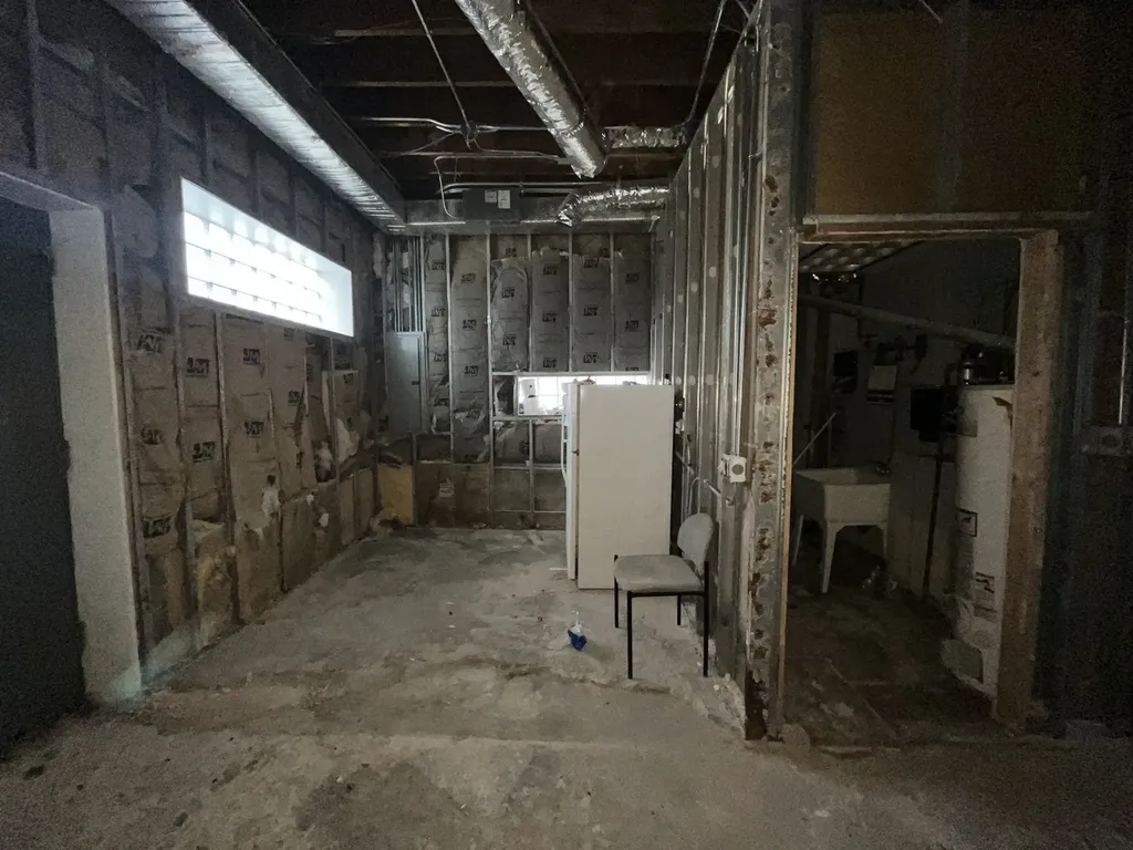 10019 South Western Avenue Chicago IL 60643