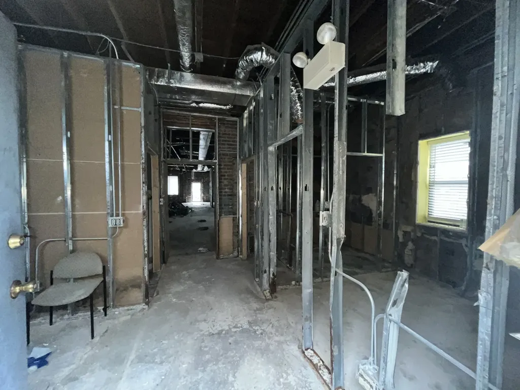 10019 South Western Avenue Chicago IL 60643