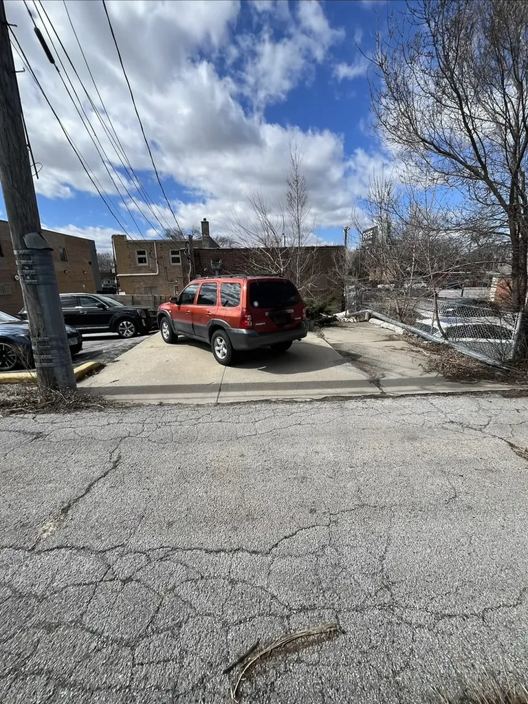 10019 South Western Avenue Chicago IL 60643