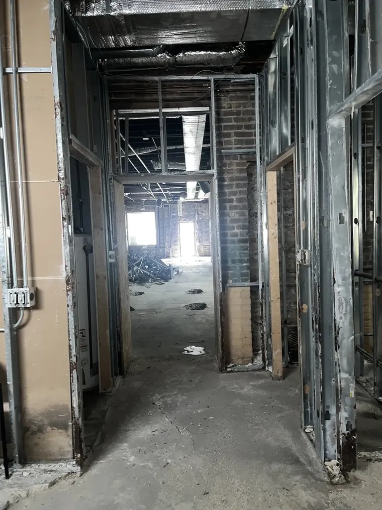 10019 South Western Avenue Chicago IL 60643