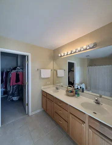 354 Aaron Lane Bolingbrook IL 60440