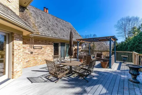 5443 Belmont Court Libertyville IL 60048