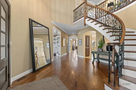 5443 Belmont Court Libertyville IL 60048